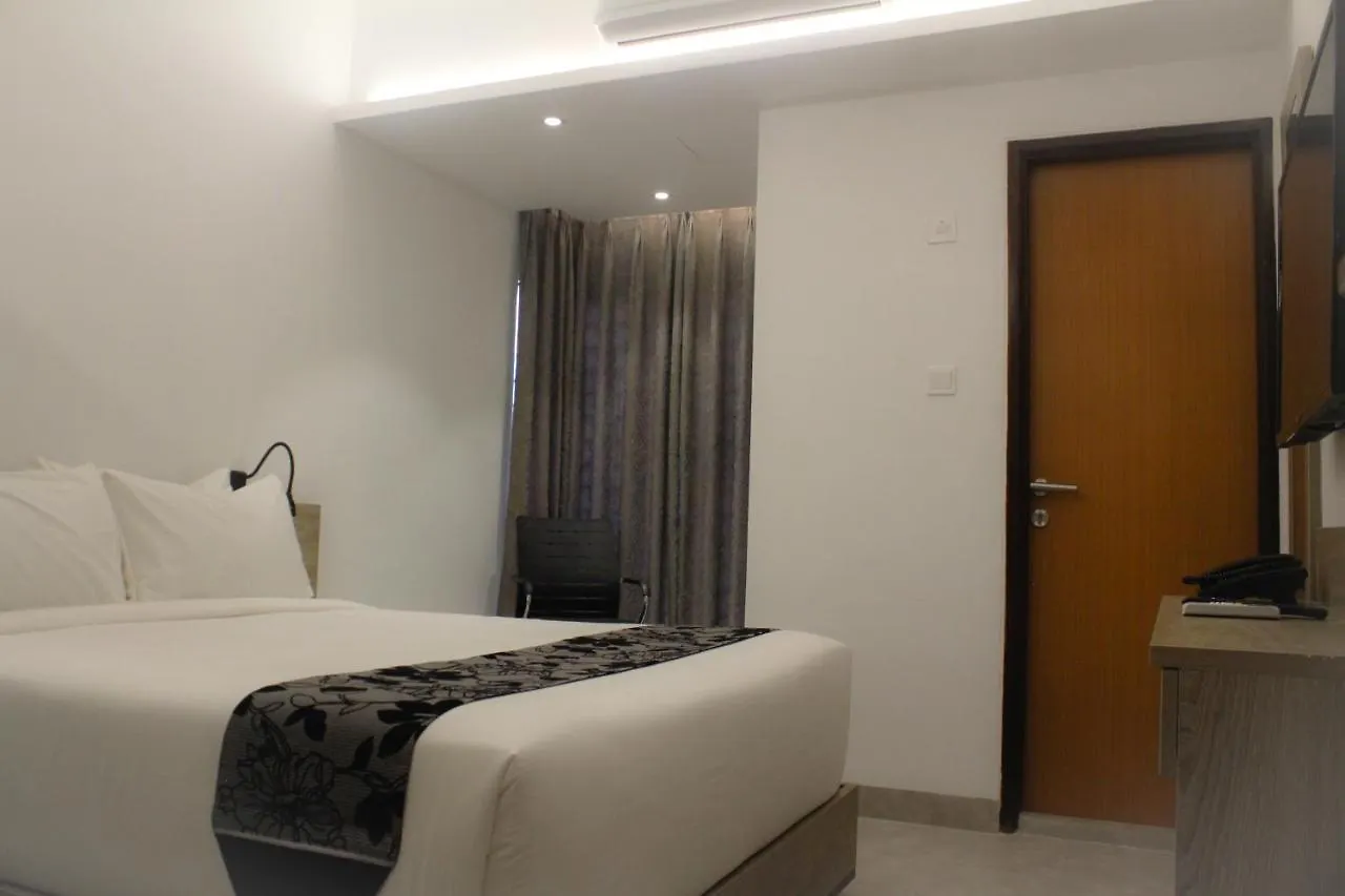 Priyo Nibash Stylish Residential Hotel Dhaka